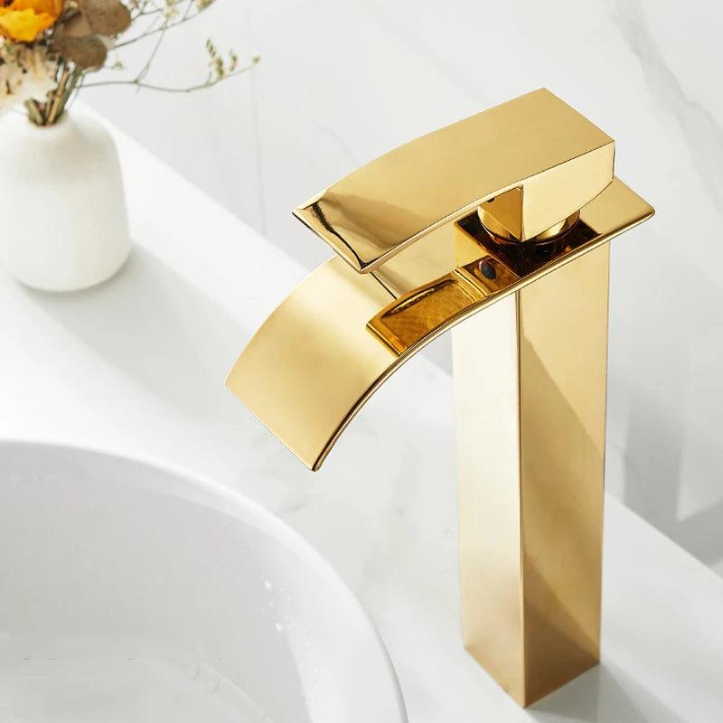 Torneira Cascata Gold Monocomando - Moderna Decoração